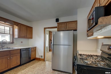 1512 Locust St, Quincy, IL 62301 - photo 4