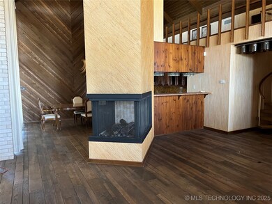 Looking into Dining from Great Room