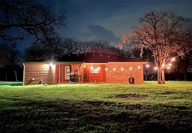 9692 S Fm 51, Boyd, TX 76023 - photo 2