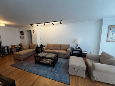 Seville unit 7M, Flushing, NY 11360 - photo 2