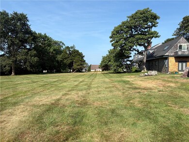 438 Wolcott Ave unit 2, Middletown, RI 02842 - photo 6