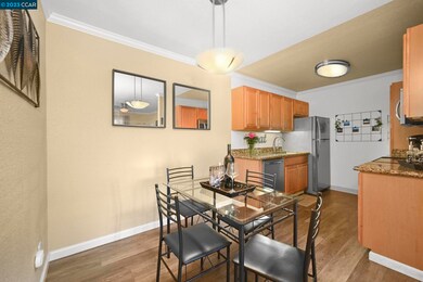 100 Kinross Dr unit 6, Walnut Creek, CA 94598 - photo 7