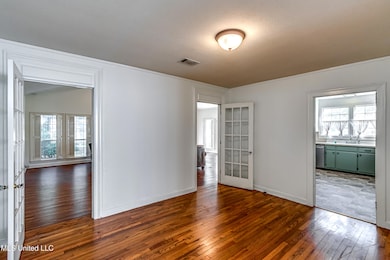 602 Simpson Hy 149-149-29