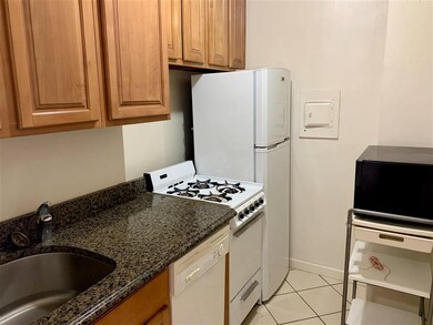10 Huron Ave unit 5R, Jersey City, NJ 07306 - photo 2