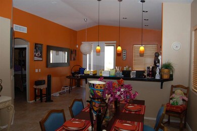 Formal Dining & Kitchen