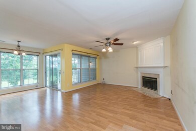 8226 Winstead Place unit 203, Manassas, VA 20109 - photo 5