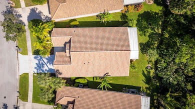 3360 SE Fairway Oaks Trail, Stuart, FL 34997 - photo 4