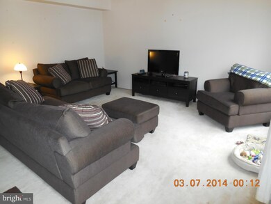 5495 Green Dory Ln, Columbia, MD 21044 - photo 2