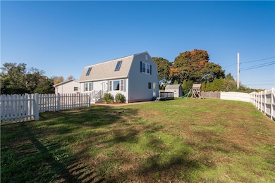48 Oakdale Ave, Portsmouth, RI 02871 - photo 4