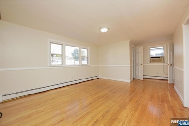 142 Maple Ave unit 2, Woodland Park, NJ 07424 - photo 2