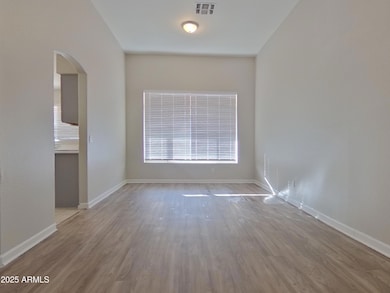 10365 W Piccadilly Rd, Avondale, AZ 85392 - photo 2