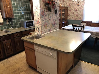 117 6th St, Midland, PA 15059 - photo 3