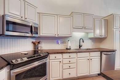 7519 Arbor Ln, Savage, MN 55378 - photo 6