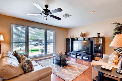 2113 N 68th Pl Scottsdale AZ-large-005-6