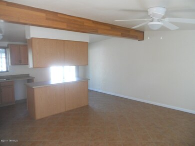 05 Living Room