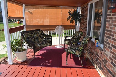 8802 William Penn Ct, Louisville, KY 40228 - photo 5