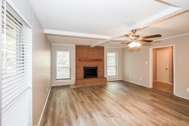 unlisted-address, Denton, TX 76205 - photo 4