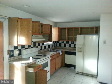 6407 Atwood St, District Heights, MD 20747 - photo 5