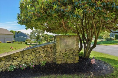 45 Crosswynds Dr, Saunderstown, RI 02874 - photo 5