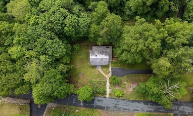 132 James St, Ludlow, MA 01056 - photo 4