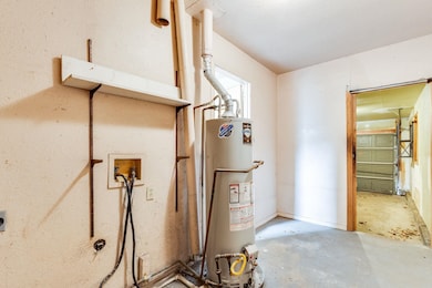 2528 S Twin Oaks St, Wichita, KS 67216 - photo 6