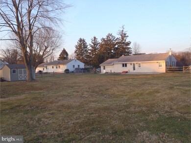 1232 Diamond St, Sellersville, PA 18960 - photo 4