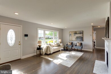 1022 Woods Place, Alexandria, VA 22302 - photo 7