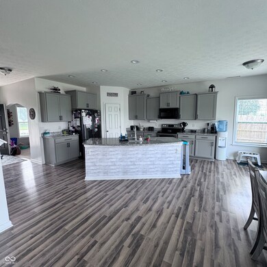 1721 N Kaleigh Ln, Greensburg, IN 47240 - photo 6