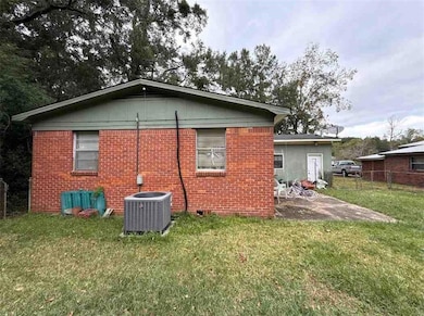 1527 Hannon Rd, Mobile, AL 36605 - photo 5