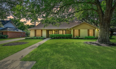 31106 Alice Ln, Tomball, TX 77375 - photo 2