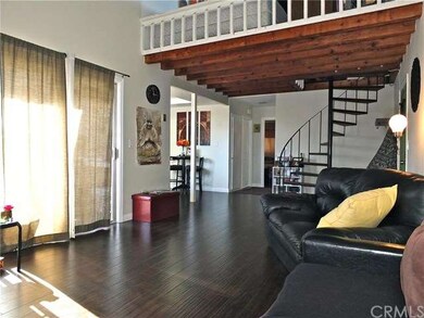 Here you can see the loft -- an awesome feature of