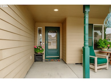 5537 Luckiamute Ln NE, Albany, OR 97321 - photo 5