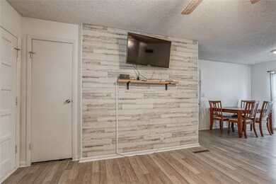 2505 S Crescent Ave, Independence, MO 64052 - photo 7