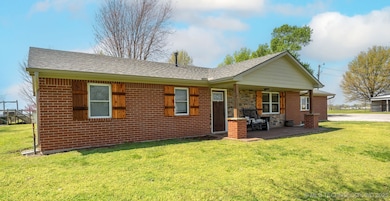 328 S 435, Pryor, OK 74361 - photo 2