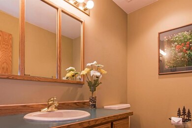 58043 Kinglet Rd, Sunriver, OR 97707 - photo 6