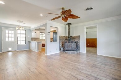 11 Donald Ct, Hurst, TX 76053 - photo 7