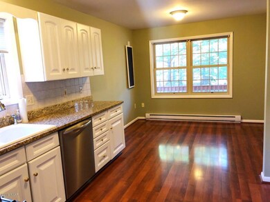 102 Mount Laurel Ln, Dingmans Ferry, PA 18328 - photo 6