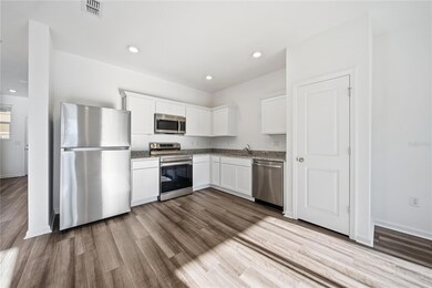 6155 Daerr Ridge St, Zephyrhills, FL 33542 - photo 4