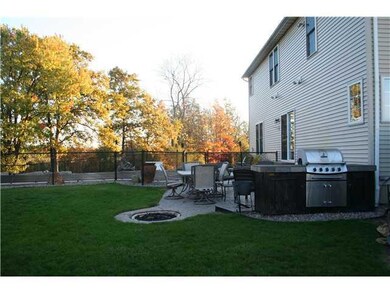 6958 Goldfinch Ct, North Tonawanda, NY 14120 - photo 4