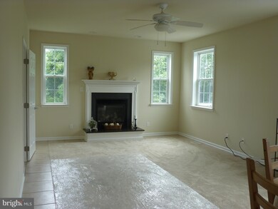 143 Helens Dr, Greencastle, PA 17225 - photo 5