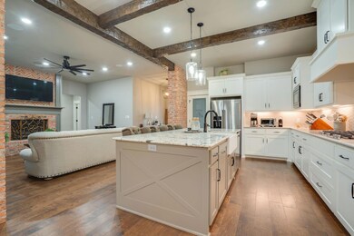 105 Green Oaks Dr, Sadler, TX 76264 - photo 4