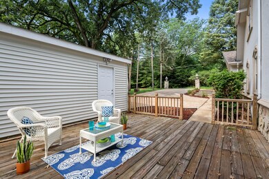 1 Center Dr, Algonquin, IL 60102 - photo 2