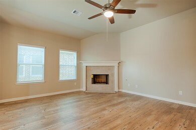 20188 Swinley Forest Dr, Cleveland, TX 77327 - photo 5