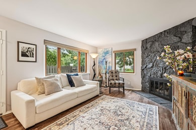 10-web-or-mls-N76W14595 North Point Ct-S