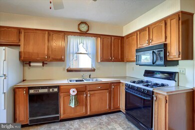 316 Vincent Dr unit 75, Mc Sherrystown, PA 17344 - photo 6