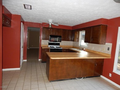 4041 Inglewood Dr, Middleburg, FL 32068 - photo 7