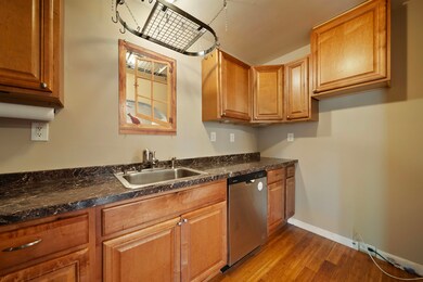 30 Edwards St, Nashua, NH 03060 - photo 3