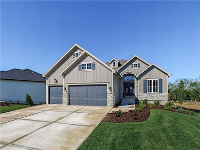 16724 Hayes St, Overland Park, KS 66085 - photo 2