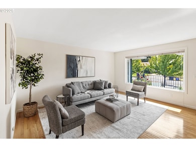 1428 Olympic St, Springfield, OR 97477 - photo 4