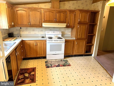 483 Keith Rd, Lothian, MD 20711 - photo 5